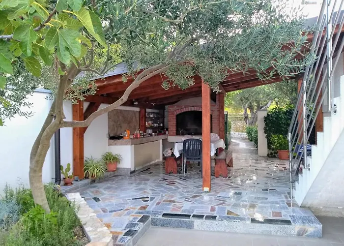Seaside House For Families With Children Sveti Petar, Biograd - 16177 Hébergement de vacances