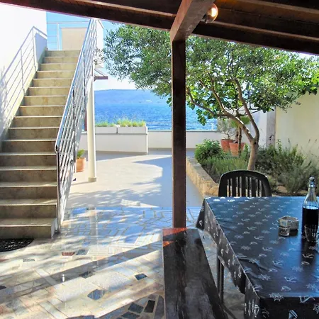 Seaside House For Families With Children Sveti Petar, Biograd - 16177 Дом отдыха Свети-Филип-и-Яков